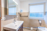 Badezimmer - Individuelle 3,5 Zimmer Wohnung mit ca. 110 m² in 22179 Hamburg Bramfeld