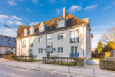 Hausansicht - Kapitalanlage! Vermietete 3-Zimmer EG-Wohnung mit Terrasse und Stellplatz in 22179 Hamburg-Bramfeld