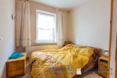 Schlafzimmer Wohnung Hochpaterre - 3- Familienhaus in zentraler Lage von 23558 Lübeck St. Lorenz